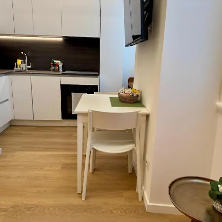 Brera, Splendido Pied-a-terre A Milano!
