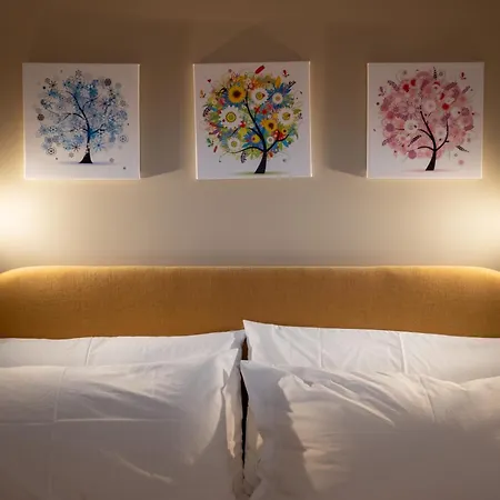 Brera, Splendido Pied-a-terre A Milano! Daire Milano